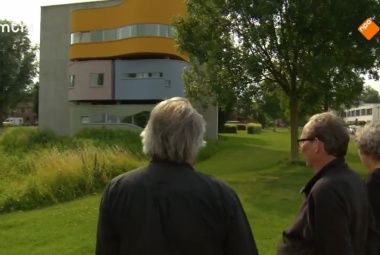 Still uit Hier zijn de Van Rossems NPO