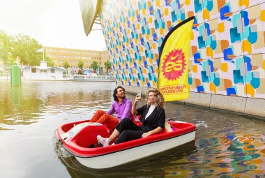 Waterfietsen rondom het Groninger Museum
