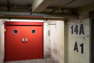 Tiny Factory Fuif foto Niemeyer door Koen Atema