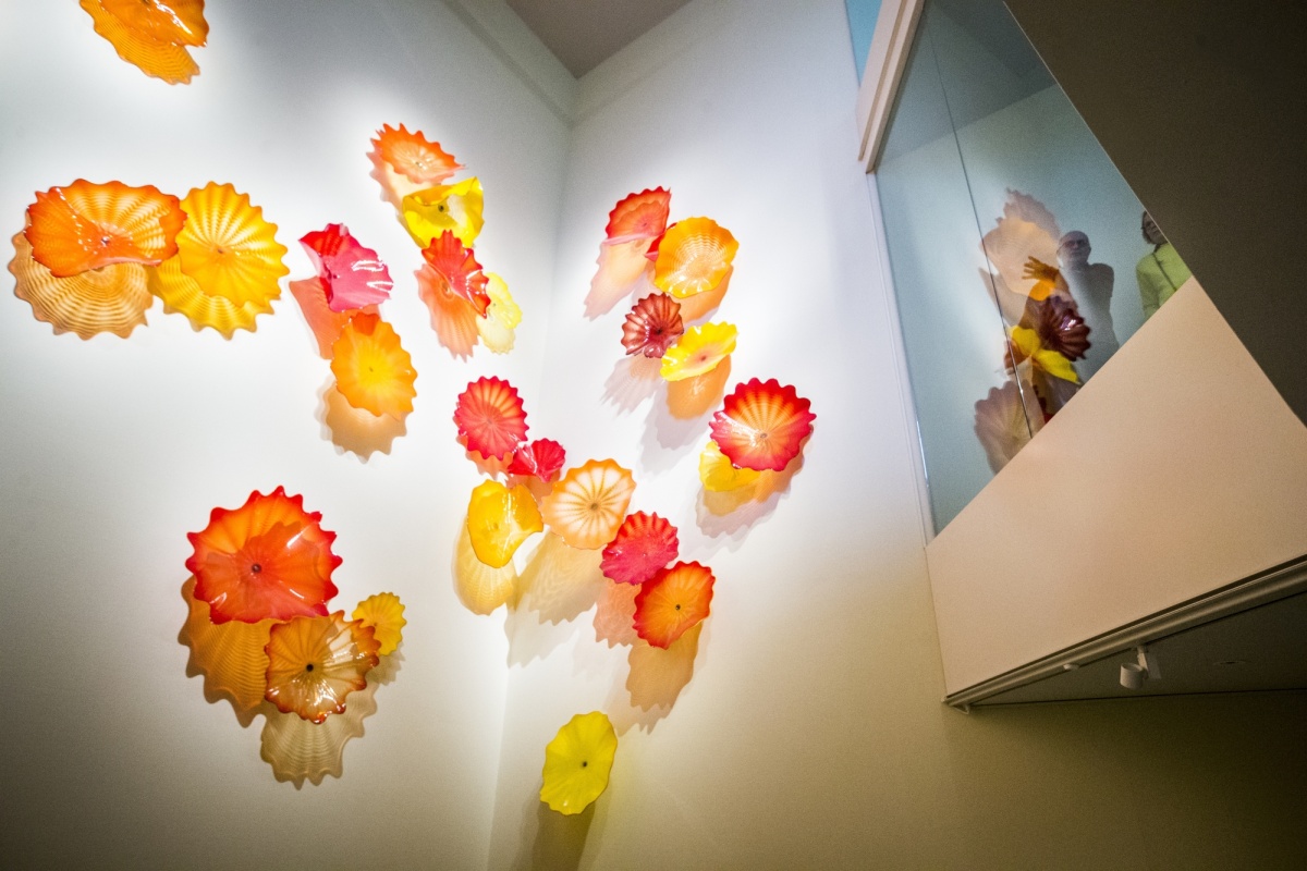 Grand Stairwell Installation, Dale Chihuly, 2018