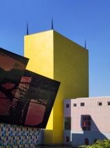 3 Groninger Museum - Building. Photo: Erik en Petra Hesmerg, 2014, © Groninger Museum