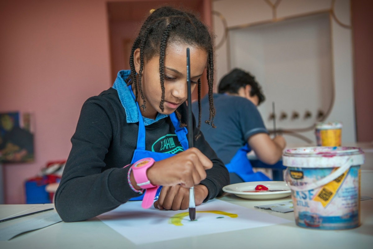 Sparidaens kinderen in het altelier