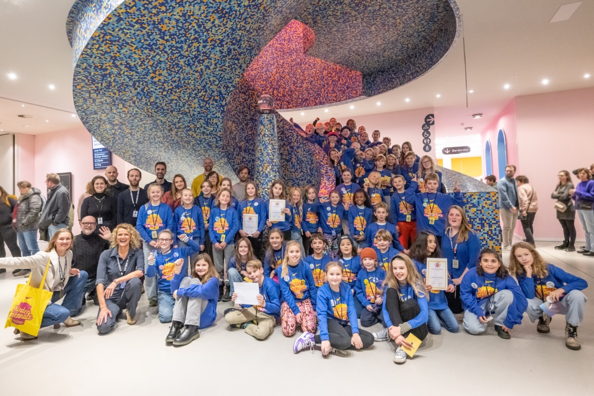 Kinderambassadeurs van de Kinderbiënnale, foto Niels Knelis