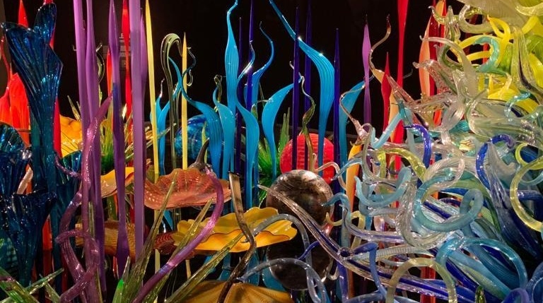 CHIHULY