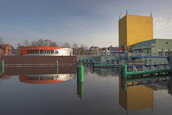 Groninger Museum, David Bowie is, 2015, exterieur