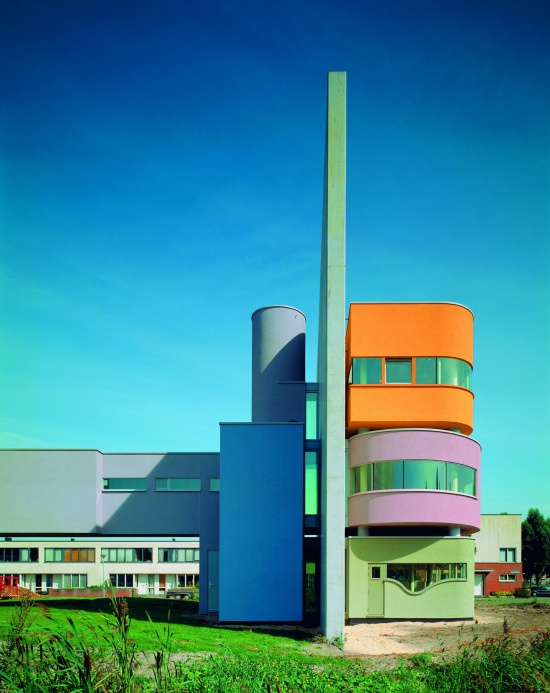 Wall House 17