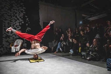 Hip Hop Is, Siese Veenstra